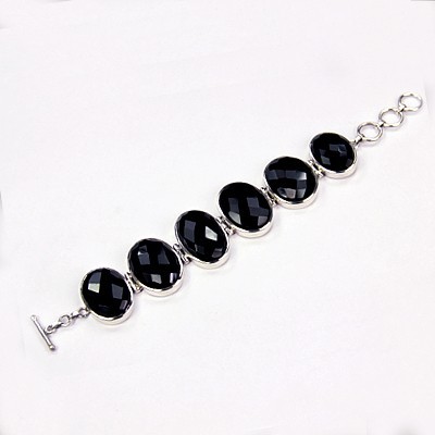 Hot Dazzling Black Onyx Gemstone Bracelet