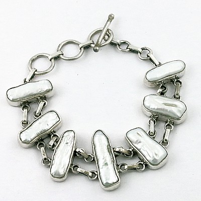 Rocking Style Silver Pearl Bracelet