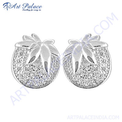 Beautiful  Antique Style Silver Earring 