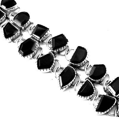 Hot! Dazzling Garnet Silver Bracelet
