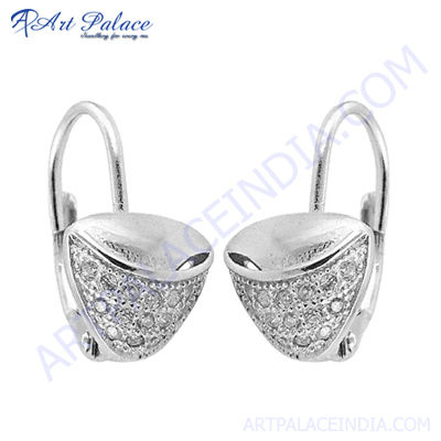 Fashionable 925 Sterling Silver Earring