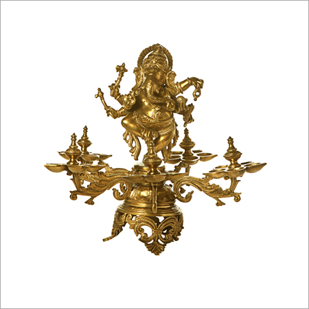 Brass Statue Ganesha Lamp - Vilakku