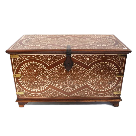 Inlay Colonial Storage Trunk By FURNITURE CONCEPTS