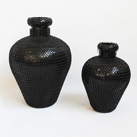 Vase Shape Mesh Iron Pot