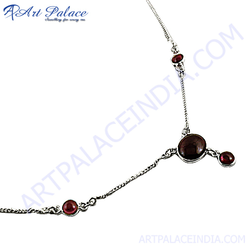 Gracious Fashion Garnet Silver Necklace