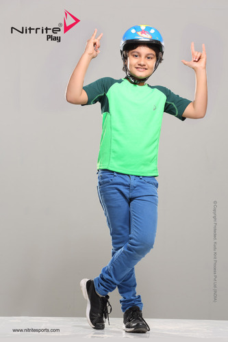 Kids Sports Wear Round Neck Tees