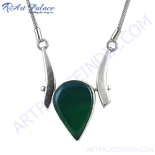 Green Onyx Gemstone Silver Necklace 