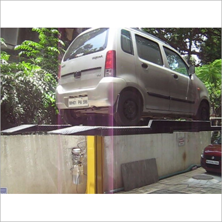 Single Pole Hydraulic Cantilever Stacker