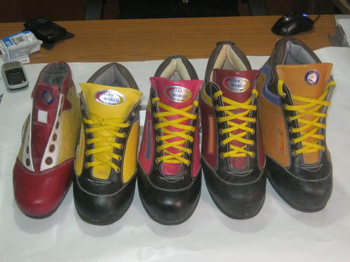 Skatesworld Hockey (2) Age Group: Adults