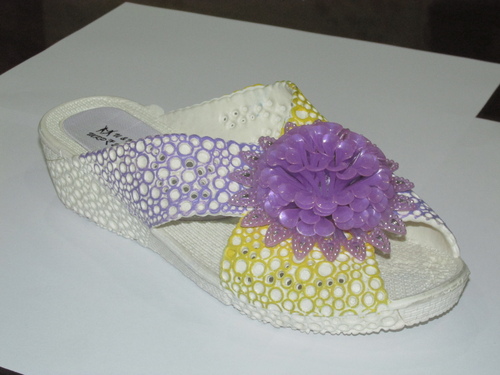 Ladies pcu Sandal with flower