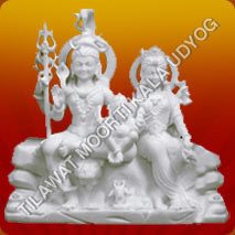 Shiv Parvati statue