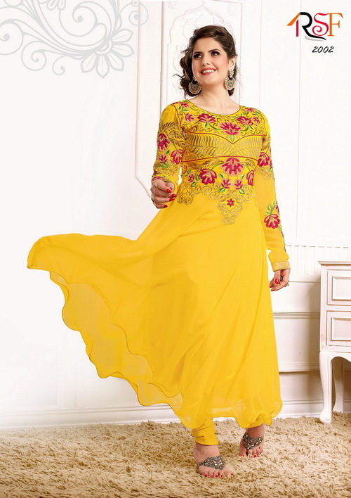 Fashionable Ladies Suits