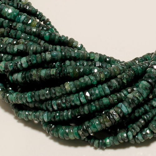 Necklaces Dark Natural Emerald