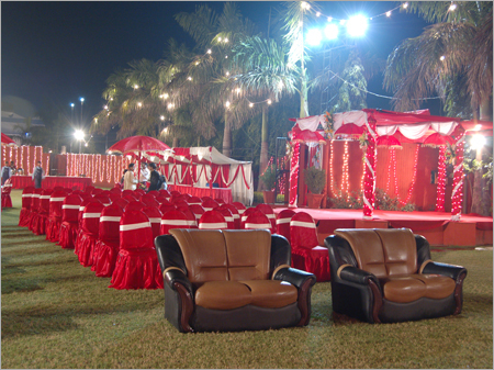 Wedding Grounds - Elegant Venue for Weddings & Corporate Events | Customizable Decor, Spacious Layout for Hundreds, Romantic Ambiance, Wheelchair Accessible