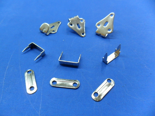 Pant hooks