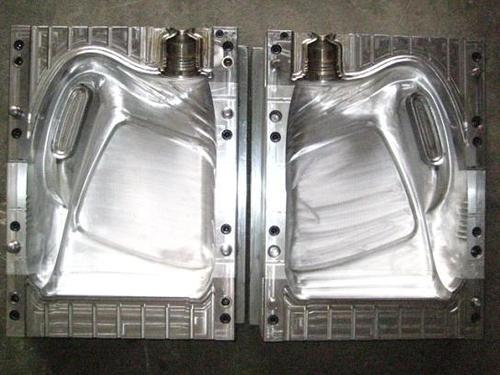 Blow Molding Machine