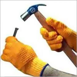 Criss Cross Knitted Gloves