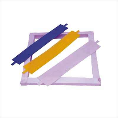 Plastic edge protector