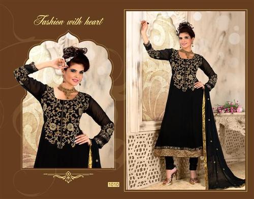 Fashionable Salwar Kameez