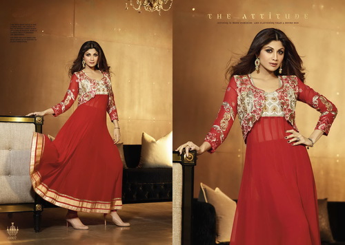 Karma Bollywood Shilpa Shetty Trendy Red Color and