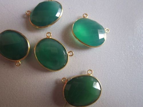 NATURAL GREEN ONYX OVAL CONNECTORS