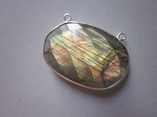 Greenish Brown Natural Labradorite Oval Connectors 