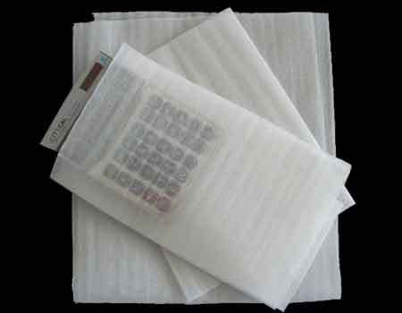 Non-woven Pouchs