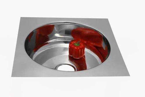 Single Bowl Sink Size : 18" x 18"