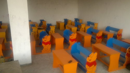 BEAR SHAPE DESK