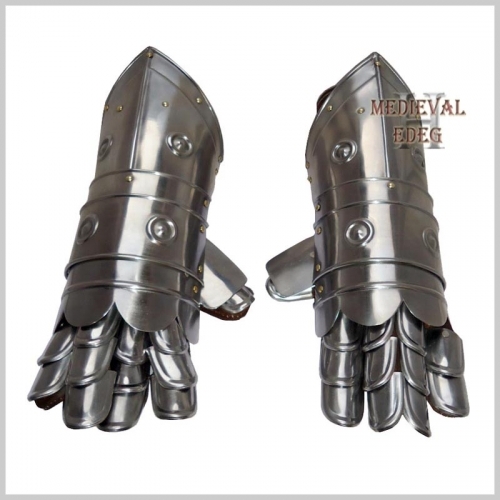Medieval Steel Gauntlet