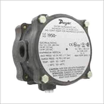 Dwyer Flow Switch