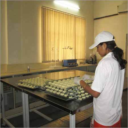Our Decoration - Sugar Material Variable Dimensions White | Intricate Design Durable Easy Application Versatile Use