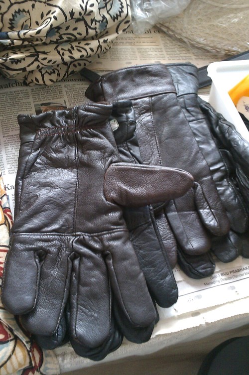 Handcrafted Leather Gloves