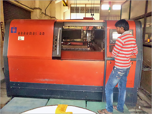 Laser Cutting Machine