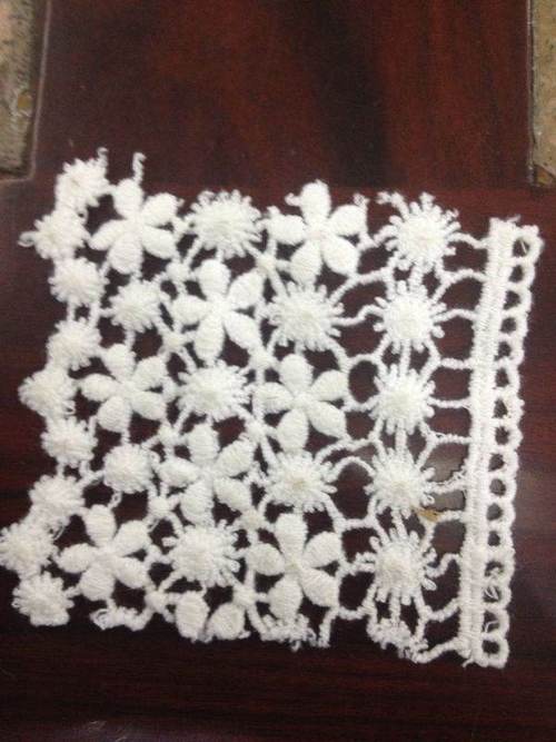 Lace GPO - Polyester 20x10 cm, White | Intricate Floral Design, Durable Material, Elegant Look
