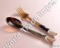 Horn Salad Server