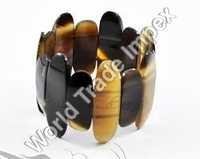 Hand Carved Horn Bracelet - Standard Size, Chain & Link Design | Easy To Wear, Elegant Appeal For Gifts & Parties