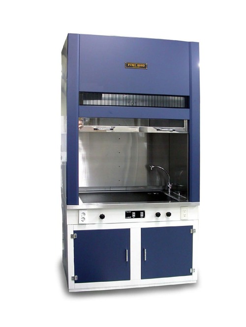 FUME HOOD