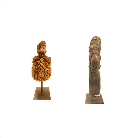 Wooden Horse Bracket on Stand