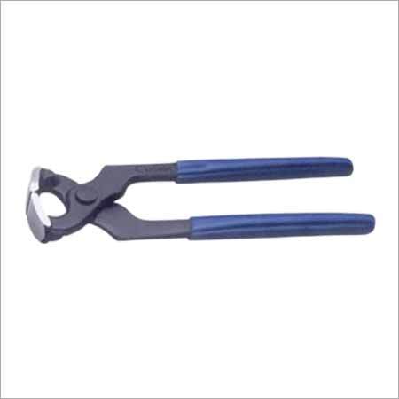 Carpenter pincer
