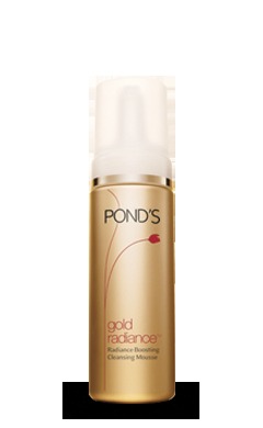 Ponds Gold Radiance Radiance Boosting Cleansing Mousse