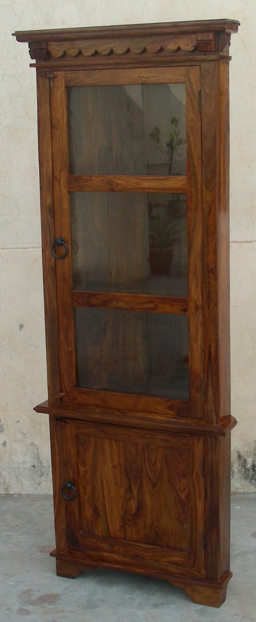 Corner Glass Display