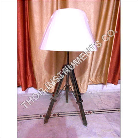 DESIGNER MARINE TRIPOD Table Lamp