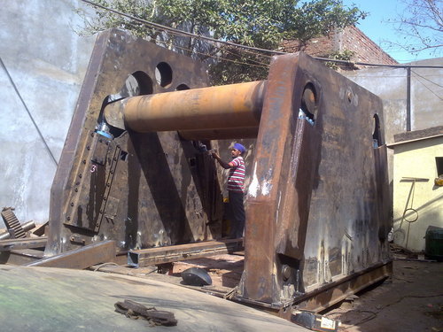Heavy Duty Plate Bending Machine
