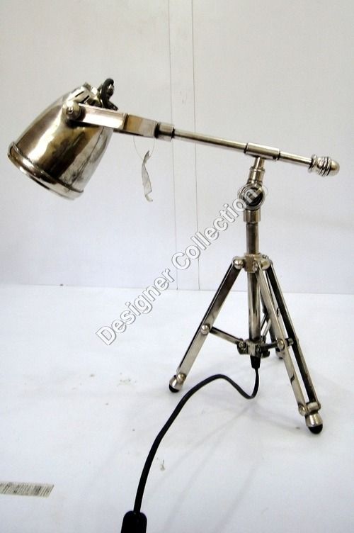 Tripod Desk Lamp