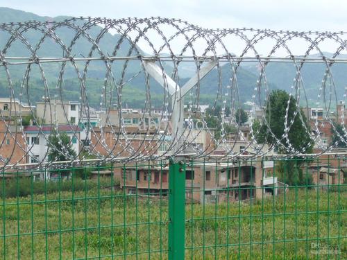 ISI Concertina Wire By MAURYA WIRE NETTING WORKS