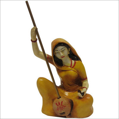 Earth Meera Bai Statue