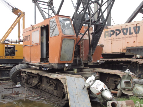 Crawler Crane Rental