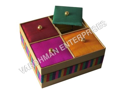 4 Khana Satin Box