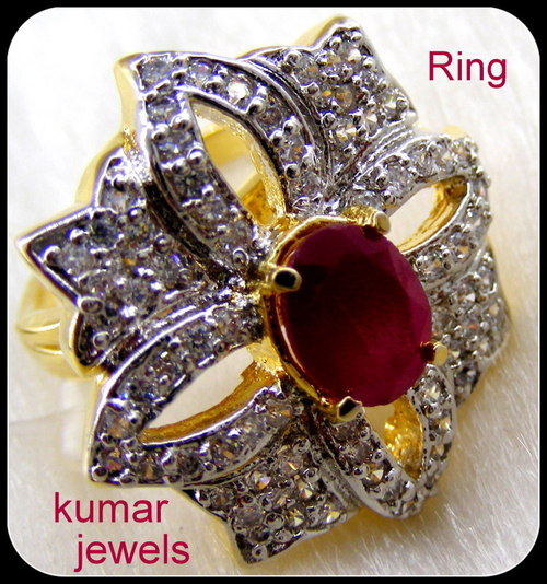 Flower Shape Finger Ring